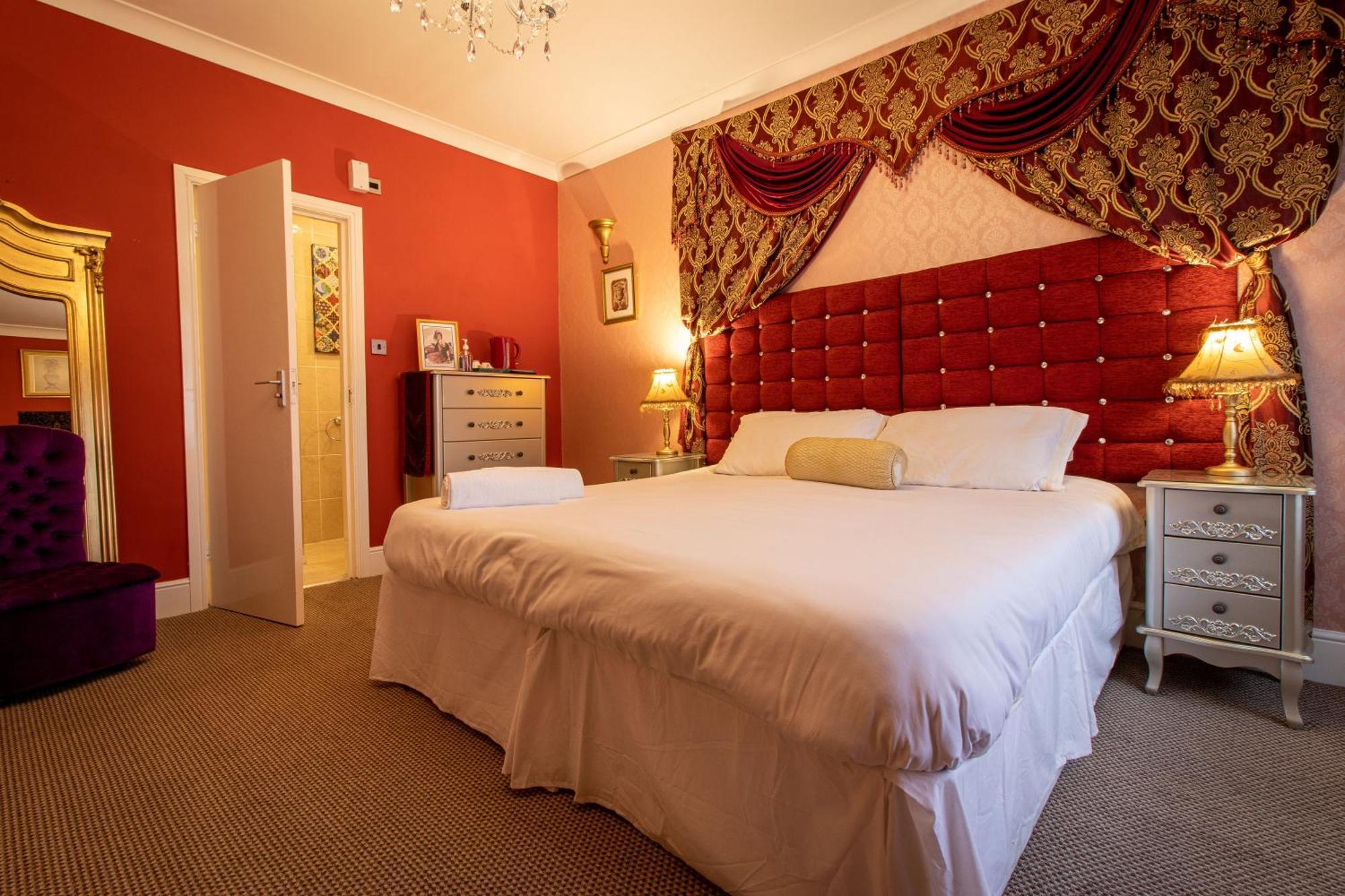 בלקפול Hotel Rouge מראה חיצוני תמונה
