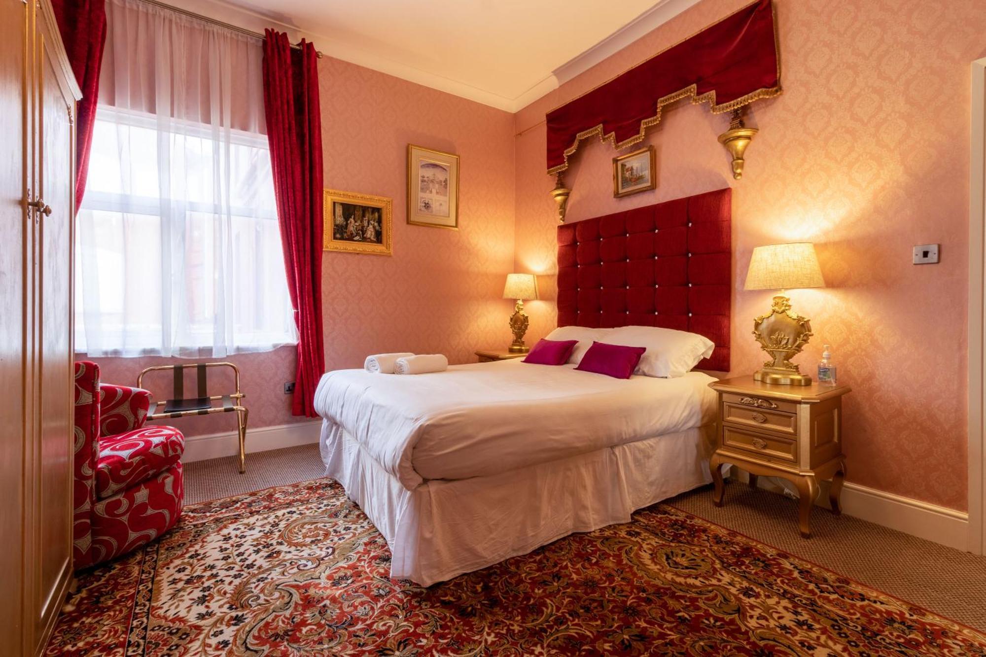 בלקפול Hotel Rouge חדר תמונה